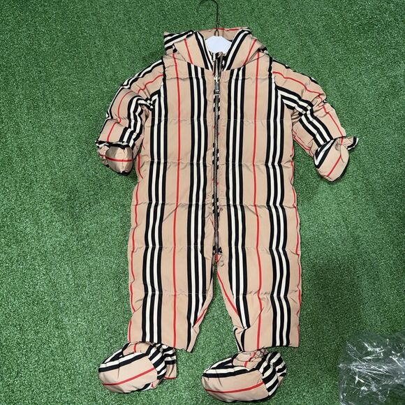 Burberry Beige Baby Snowsuit Jacket JumpSuit 9 Months w/ Mittens and Slippers